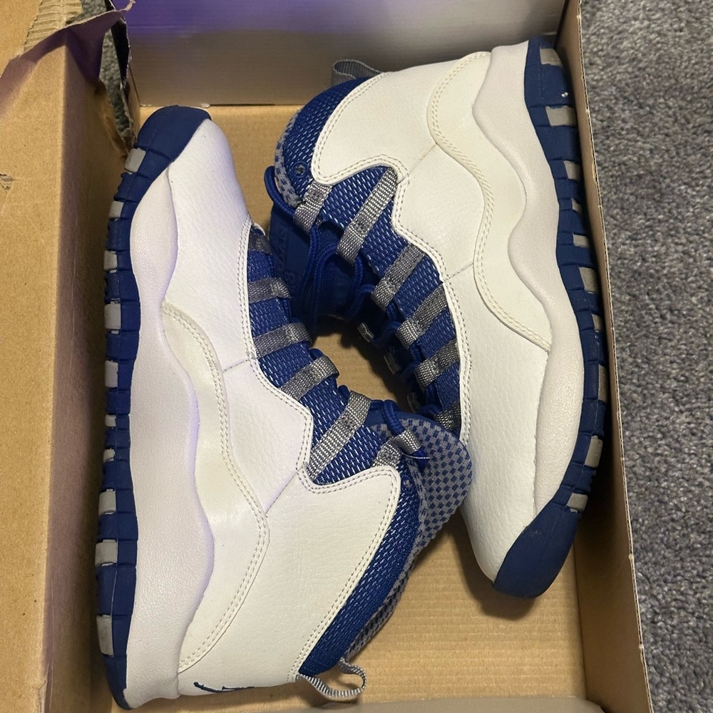 Air Jordan Retro 10 4.5Y